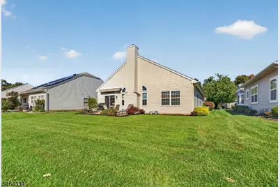 32 Daulton Dr, Franklin Township, NJ 08873 - Photo 29