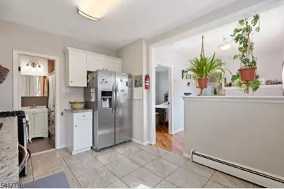 9 Cherry Pl, Maplewood Twp., NJ 07040 - Photo 9