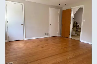 33 Longacre Drive, Livingston, NJ 07039 - Photo 9