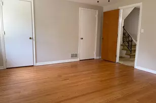 33 Longacre Dr, Livingston, NJ 07039 - Photo 9
