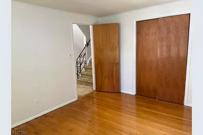 33 Longacre Drive, Livingston, NJ 07039 - Photo 11