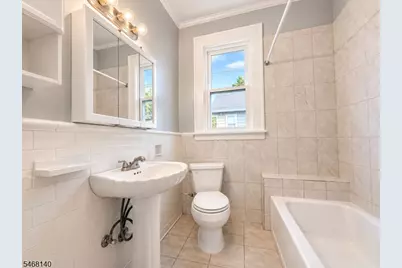 47 E Henry St, Linden, NJ 07036 - Photo 31