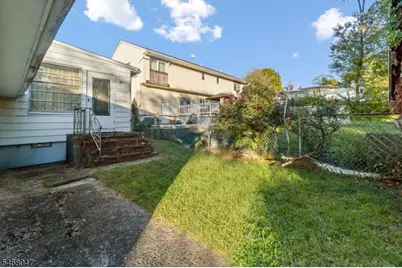 2 Overlook Ave, Little Falls Township, NJ 07424 - Photo 5