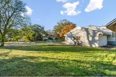 2 Overlook Ave, Little Falls Township, NJ 07424 - Photo 7