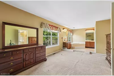 135 Grantham Dr, Franklin Township, NJ 08873 - Photo 17