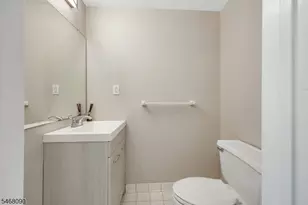 50 Pine St, Montclair, NJ 07042 - Photo 5