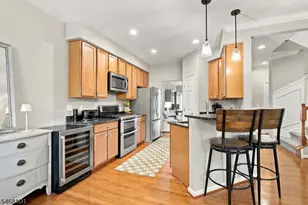 27 Village Ln, Sparta Township, NJ 07871 - Photo 5