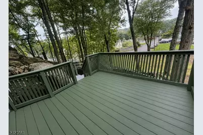 20 Garbarino Ave, Wanaque, NJ 07465 - Photo 17