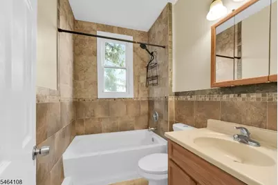 197 Westervelt Ave #3, Hawthorne, NJ 07506 - Photo 3