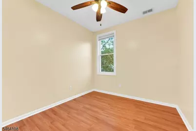 197 Westervelt Ave #3, Hawthorne, NJ 07506 - Photo 7