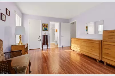 401 Danbury Ln #401, East Brunswick Township, NJ 08816 - Photo 19