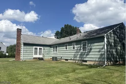5 Wales Ct, Clinton Township, NJ 08801 - Photo 5