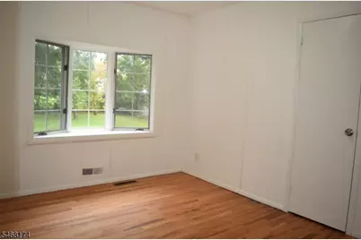 201 Cambridge St, Hanover Township, NJ 07981 - Photo 9