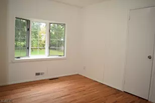 201 Cambridge St, Hanover Township, NJ 07981 - Photo 9