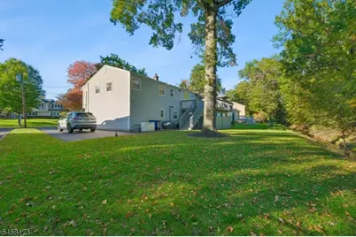 12 Knollwood Dr, Livingston, NJ 07039 - Photo 39