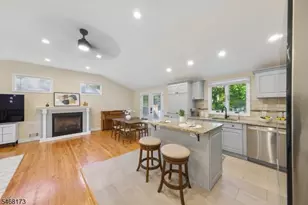 12 Knollwood Dr, Livingston, NJ 07039 - Photo 15