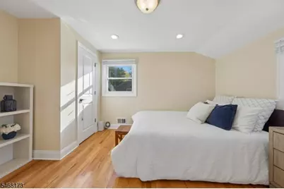 12 Knollwood Dr, Livingston, NJ 07039 - Photo 19