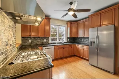 713 Lincoln Ave, Ridgefield, NJ 07660 - Photo 11