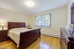 325 Grant Ave, Lyndhurst Township, NJ 07071 - Photo 15