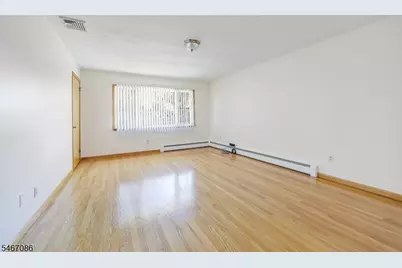 325 Grant Ave, Lyndhurst Township, NJ 07071 - Photo 21