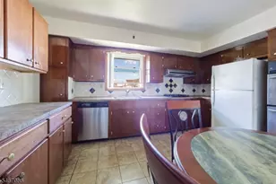 325 Grant Ave, Lyndhurst Township, NJ 07071 - Photo 27
