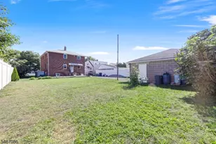 325 Grant Ave, Lyndhurst Township, NJ 07071 - Photo 5
