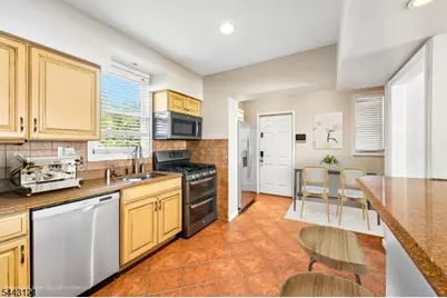 577 Varsity Rd/148 Reynolds, South Orange, NJ 07079 - Photo 7