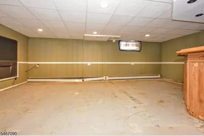 646 Lincoln Ave, Pompton Lakes, NJ 07442 - Photo 23