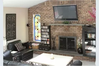 20 Beechwood Dr, Wayne, NJ 07470 - Photo 15