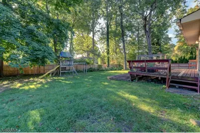 20 Beechwood Dr, Wayne, NJ 07470 - Photo 31