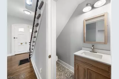 66 Leigh St, Clinton, NJ 08809 - Photo 15