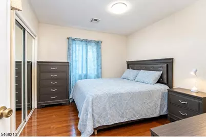 75 Grant Ave, Jersey City, NJ 07305 - Photo 17