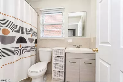 75 Grant Ave, Jersey City, NJ 07305 - Photo 7