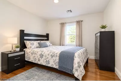 75 Grant Ave, Jersey City, NJ 07305 - Photo 21