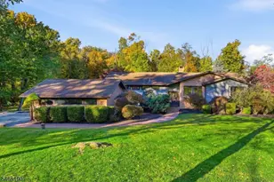 2 Fredonia Ct, Fredon Township, NJ 07860 - Photo 1