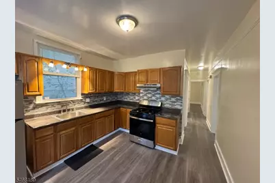 324 Hawthorne Ave #1, Newark, NJ 07112 - Photo 1
