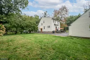 125 Princeton Ln, North Plainfield, NJ 07063 - Photo 29
