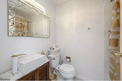 125 Princeton Ln, North Plainfield, NJ 07063 - Photo 17