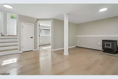41 Paula Dr, Washington Township, NJ 07853 - Photo 25