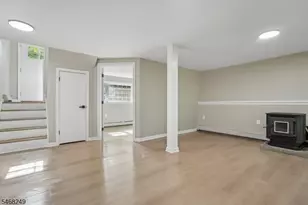 41 Paula Dr, Washington Township, NJ 07853 - Photo 25
