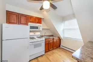 548 Franklin Ave, Nutley, NJ 07110 - Photo 7