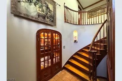 11 Grandview Cir, Raritan Township, NJ 08822 - Photo 17