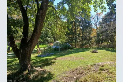 24 Wilson Pl, Andover Township, NJ 07860 - Photo 7