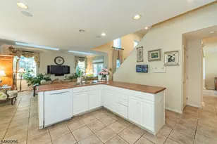 19 Coggins Ln, West Orange Township, NJ 07052 - Photo 5