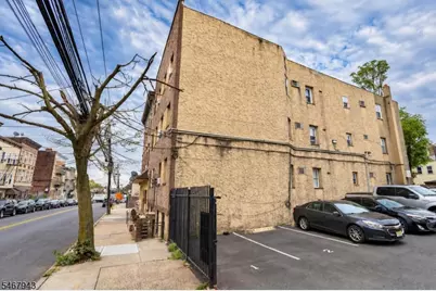 592 N 6th St, Newark, NJ 07107 - Photo 13