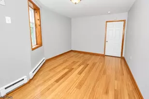 592 N 6th St, Newark, NJ 07107 - Photo 5