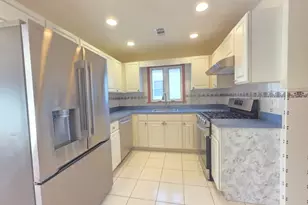 945 Meredith Ave, Elizabeth, NJ 07202 - Photo 3