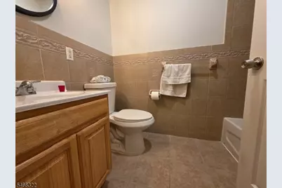 454 Marshall St, Elizabeth, NJ 07206 - Photo 3