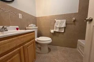 454 Marshall St, Elizabeth, NJ 07206 - Photo 3