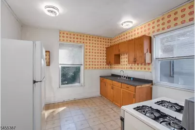 108 S Arlington Ave, East Orange, NJ 07018 - Photo 9